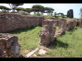 07341 ostia - regio iv - insula iii - domus delle colonne (iv,iii,1) - raum (f) - bli ri nordwesten - 06-2024.jpg